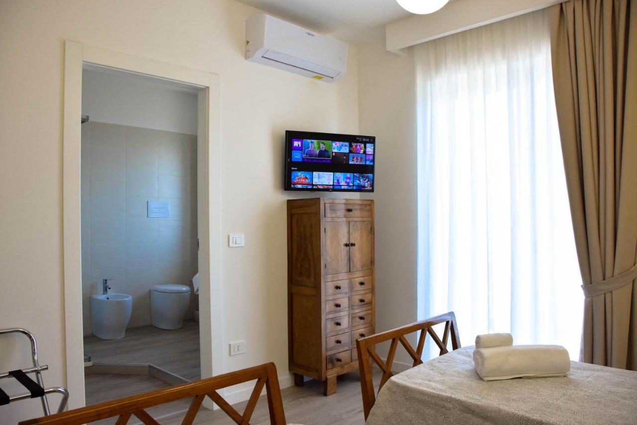 Accomodati B&B Марина ди Джойоса Йоника Екстериор снимка